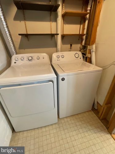 11106 Cedarwood Dr, Rockville MD 20852-3419 exterior