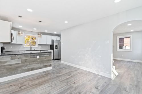 1437 Avon Pl, Pittsburgh PA 15221-1216 exterior