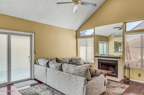 4571 Linda Ln, Chandler AZ 85226-5841 exterior