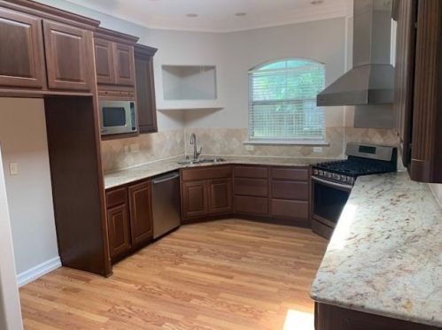 4614 Chiappero Trl, Austin TX  78731-5915 exterior