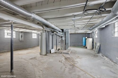 1420 Herkimer St, Joliet IL 60432-2358 exterior