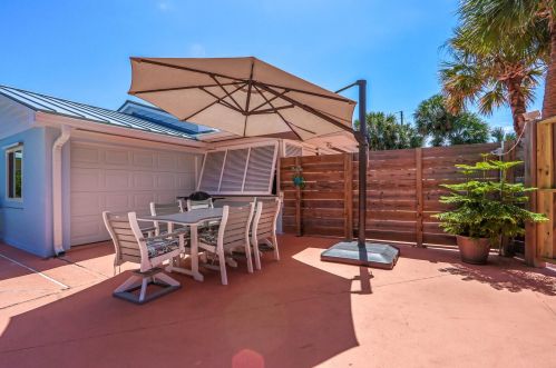 206 Fernandina St, Fort Pierce FL  34949-3534 exterior