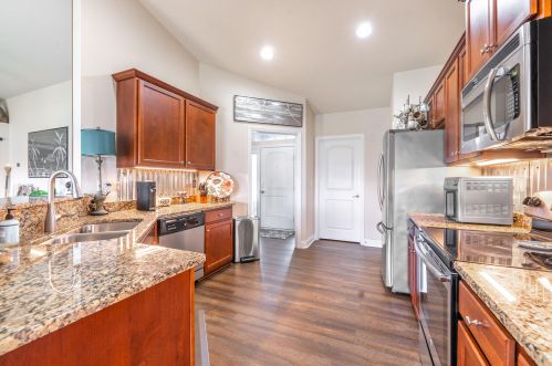 3926 Halcomb St, Fort Pierce FL  34953-4061 exterior