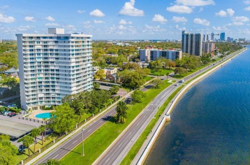 2611 Bayshore Blvd, Tampa FL  33629-7353 exterior