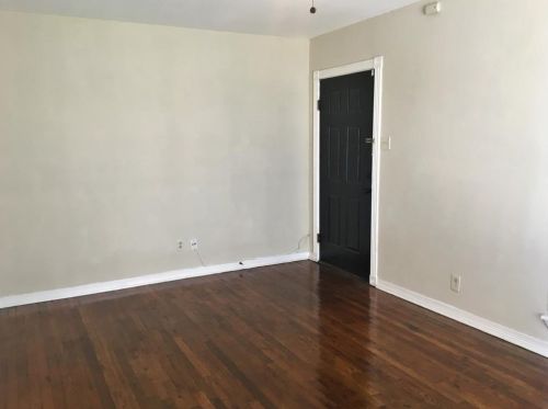 5112 Hall St, Dallas TX  75235-8816 exterior