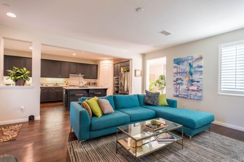 4134 Galapagos Way, Oxnard CA 93035-1432 exterior