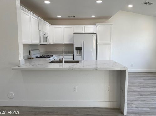 8418 Berkeley Rd, Phoenix AZ  85037-4146 exterior