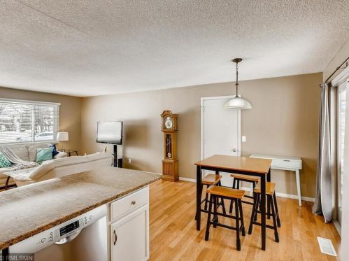 1758 Forssa Way, Saint Paul MN 55122-2658 exterior