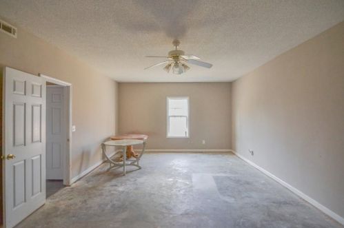 3207 Hidden Vly Rd, Gainesville GA 30506-3709 exterior