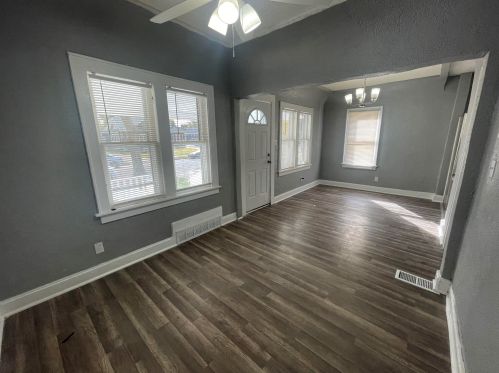 4869 57th St, Milwaukee WI  53218-4239 exterior