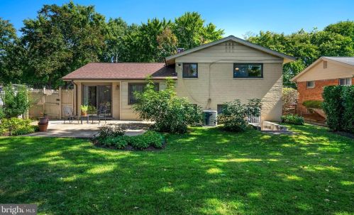 814 Whittington Ter, Silver Spring MD 20901-1056 exterior