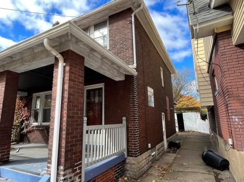 7631 Westmoreland Ave, Pittsburgh, PA 15218-2127