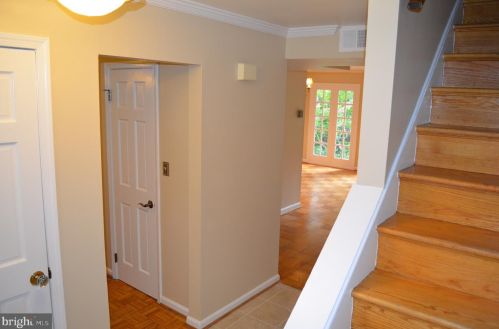 8902 16th St, Silver Spring MD 20910-2231 exterior