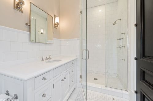 1845 Orch St, Chicago IL 60614-5106 exterior