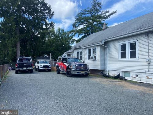 1025 Quinton Ave, Trenton NJ 08629-2402 exterior