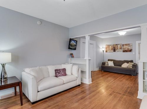 903 12th St, Austin TX  78702-1008 exterior