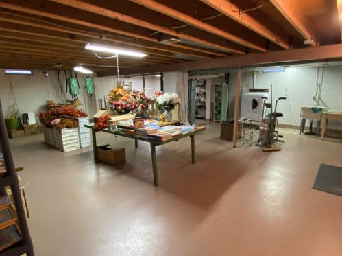 4222 Fleetwood Dr, Manitowoc WI 54220-1675 exterior