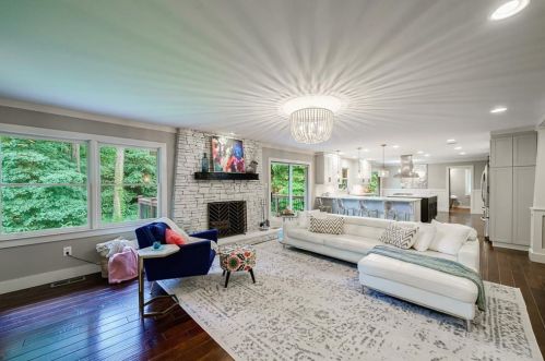 1873 Chancery Ln, Atlanta, GA 30341-1007