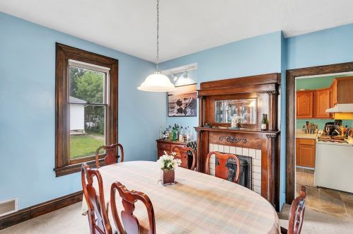 205 Littlewood St, Pittsburgh PA 15223-1131 exterior