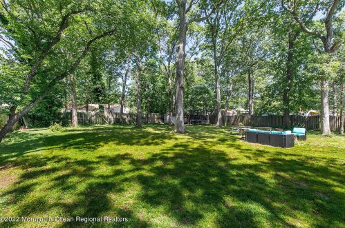 24 Chain Blvd, Berkeley Township NJ  08721-1928 exterior