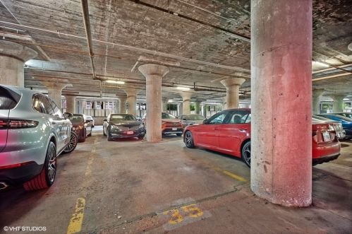 221 Cullerton St, Chicago IL  60616-1306 exterior