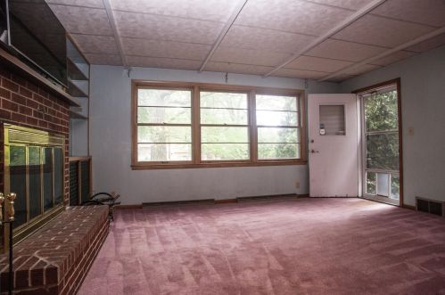 4220 86, Milwaukee WI 53222-1704 exterior