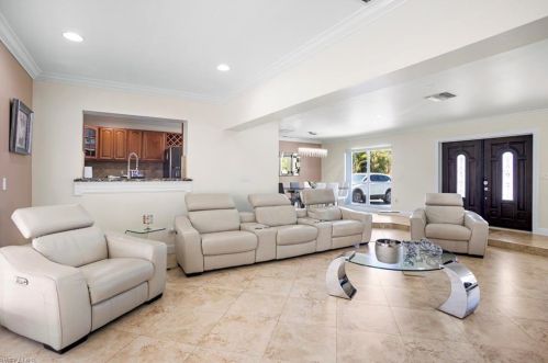 2022 44 Ter, Naples FL 34116-6441 exterior