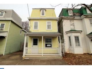 7 Chestnut St, Pottstown, PA 19464-5405