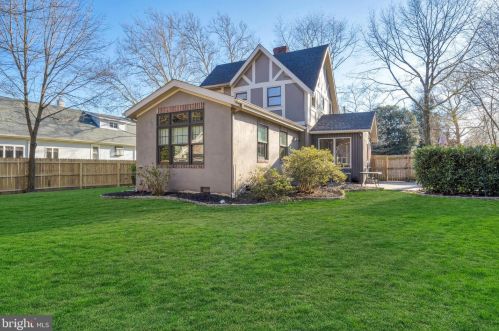 104 Morgan Ave, Riverton NJ 08077-1106 exterior