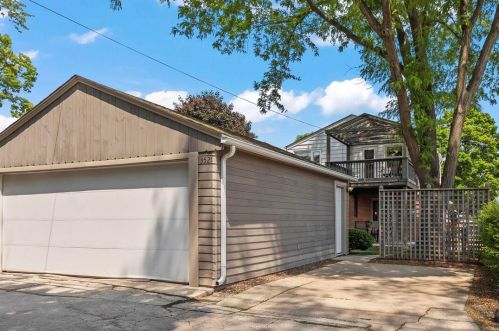 3521 Ohio Ave, Milwaukee WI 53207-2813 exterior