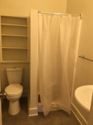 1300 Cesar Chavez St, Austin TX 78702-4353 exterior