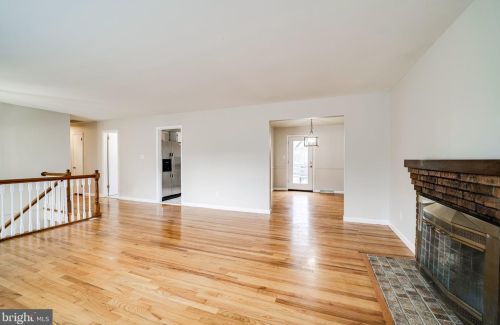 4110 Duvawn St, Alexandria VA 22310-2022 exterior