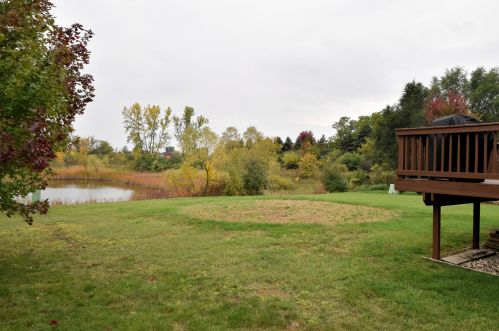 8465 Westminster Dr, Sturtevant WI 53177-2835 exterior