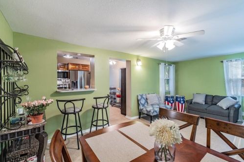 1603 Henry Ave, Tampa FL 33603-1110 exterior