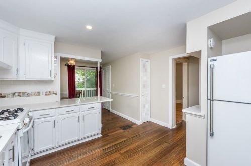 198 Highland Ave, Quincy MA 02170-1424 exterior