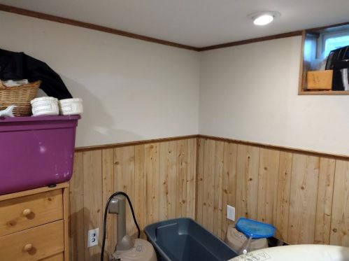 34 Mailloux St, Woonsocket RI 02895-3409 exterior