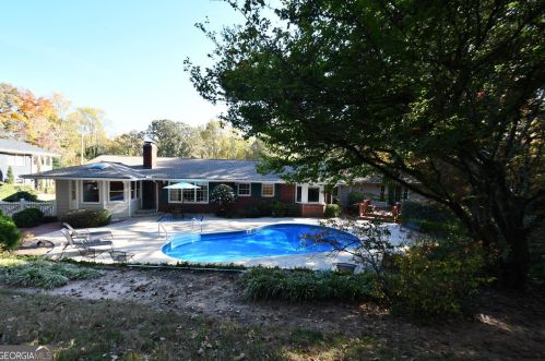 1179 Springdale Rd, Gainesville GA 30501-2443 exterior