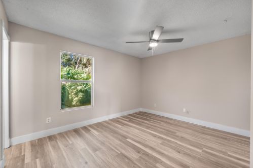 1133 Sudder Ave, Fort Pierce FL  34953-1420 exterior