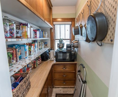 1458 55, Milwaukee WI 53214-5243 exterior