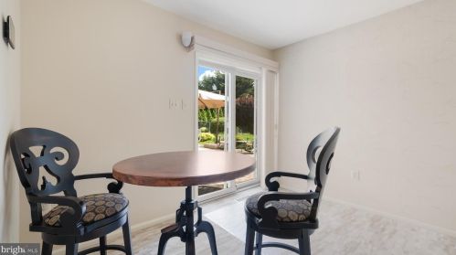 140 Steele Way, Huntingdon Valley PA 19006-3114 exterior