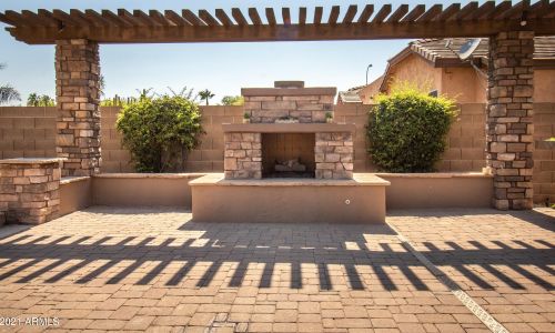 1899 Kaibab Dr, Chandler AZ  85249-3366 exterior
