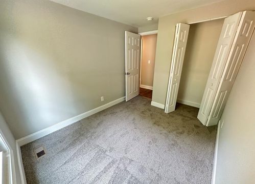 3286 Sunderland Dr, Lithonia GA 30039-4672 exterior