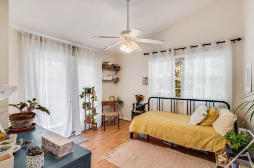 1585 Marlbrook Dr, Atlanta GA 30307-1719 exterior