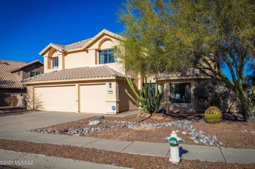 174 Blackstone Rd, Tucson, AZ 85755-8948