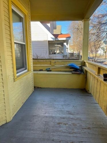 56 Kenyon St, Springfield MA 01109-3014 exterior