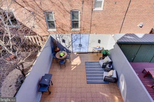 2728 13th St, Washington DC 20018-3901 exterior