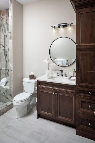 5378 Bay Side Dr, Orlando FL 32819-4045 exterior