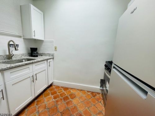 136 Lincoln St, Montclair NJ  07042-4431 exterior