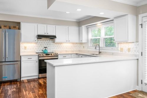 2276 Defoors Fry Rd, Atlanta GA 30318-2324 exterior