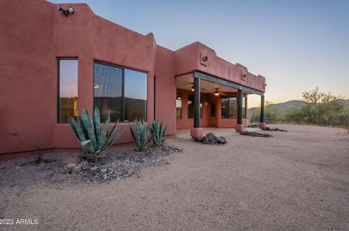 48909 3rd Ave, Phoenix AZ 85027-4700 exterior